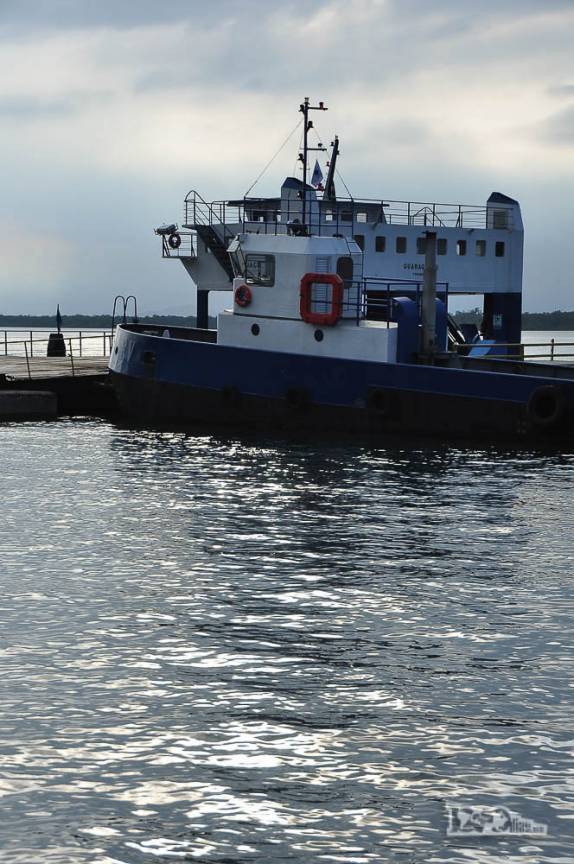 Balsa entre Guaratuba e Matinhos, no litoral do Paraná
